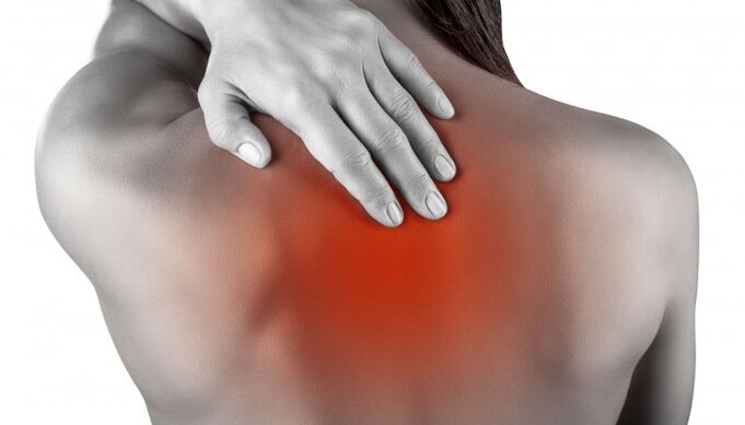 bolest mezi lopatkami s hrudní osteochondrózou