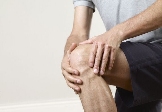 Bolest kolena při ohýbání