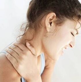 Cervikální osteochondrosis vede k sevření nervů na krku
